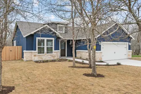 New construction Single-Family house 327 Nene Ln, Bastrop, TX 78602 null- photo 2 2