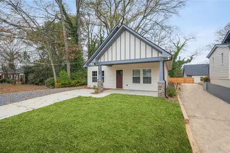 New construction Single-Family house 623 Hamilton E Holmes Dr Nw, Atlanta, GA 30318 - image