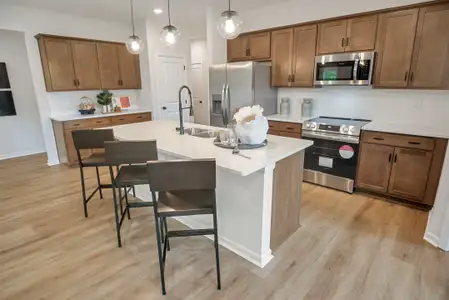 New construction Single-Family house 10007 Whitney Reach Dr, Iowa Colony, TX 77583 plan The Avondale - image 9