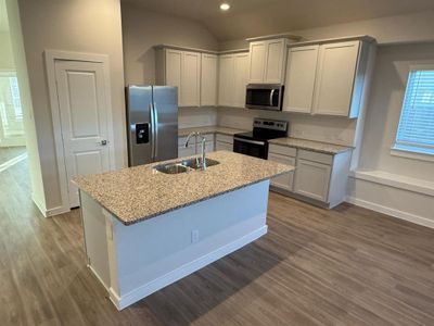 New construction Single-Family house 386 Shoreview Dr, Conroe, TX 77303 The Epsom- photo 6 6