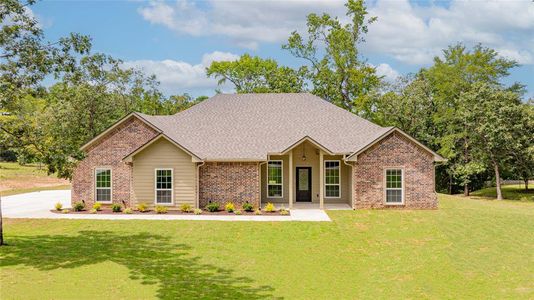 New construction Single-Family house 495 Lake Gladewater Rd, Gladewater, TX 75647 - image