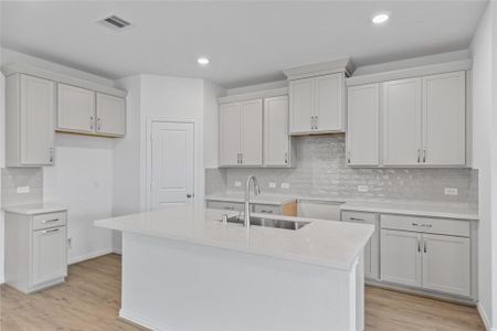 New construction Single-Family house 12214 Lions Field Ct, Cypress, TX 77433 plan Enclave Series - Bermuda - image 9