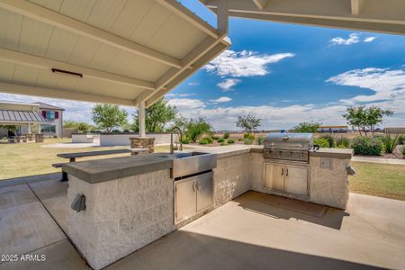 New construction Single-Family house 1334 W Sparrow Dr, San Tan Valley, AZ 85140 - image