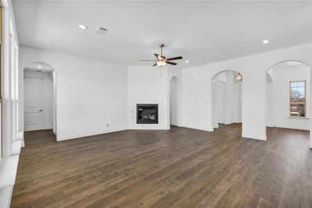 New construction Single-Family house 450 County Rd 4598, Boyd, TX 76023 null- photo 3 3