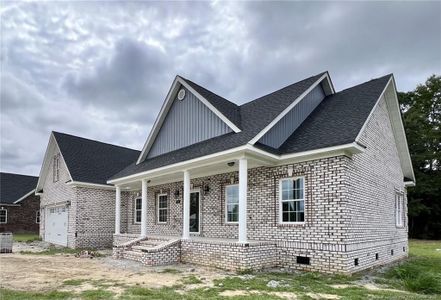 New construction Single-Family house 103 Ashton Ln, Lumberton, NC 28360 plan Cartwright - image