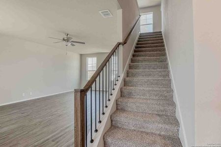 New construction Single-Family house 320 Jean St, Seguin, TX 78155 The Murray G- photo 22 22