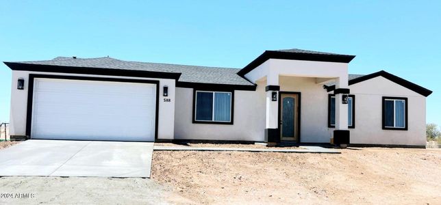 New construction Single-Family house 588 N 350Th Drive, Tonopah, AZ 85354 - photo 0