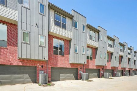 New construction Townhouse house 2524 Havenhurst St, Unit 102, Farmers Branch, TX 75234 - image