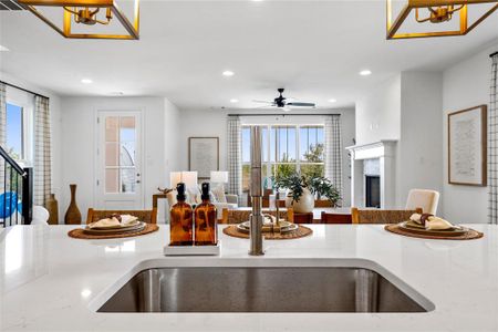 New construction Single-Family house 406 Sunset Ln, Fort Worth, TX 76114 - image 11