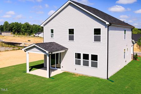 New construction Single-Family house 35 Cypress Moss Ct, Lillington, NC 27546 plan Laurel - image