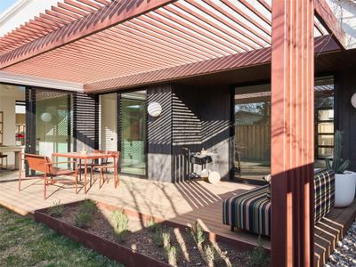 New construction Single-Family house 1000 Gullett St, Unit 2, Austin, TX 78702 - image