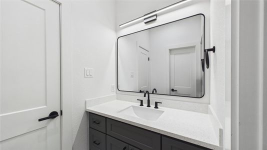 New construction Single-Family house 2726 Reynolds St, Houston, TX 77009 - image 14