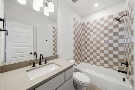 New construction Single-Family house 825 Stable Sands Wy, League City, TX 77573 - image 8