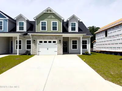 New construction Single-Family house 555 Timbercrest Cir Se, Bolivia, NC 28422 plan 1807 Townhome - image