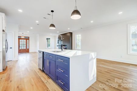 New construction Single-Family house 901 Edgemont Ave, Belmont, NC 28012 null- photo 16 16