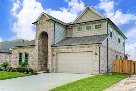 New construction Single-Family house 1606 Friendship Park Circle, Seabrook, TX 77586 - photo 0