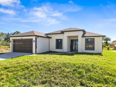 New construction Single-Family house 2803 44Th Sw St, Lehigh Acres, FL 33976 - image