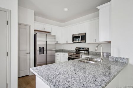 New construction Multi-Family house 12340 Montgomery Frst, San Antonio, TX 78252 - image 9