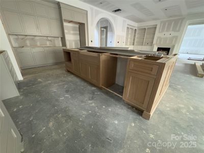 New construction Single-Family house 3030 Brookridge Ln, Charlotte, NC 28211 null- photo 12 12