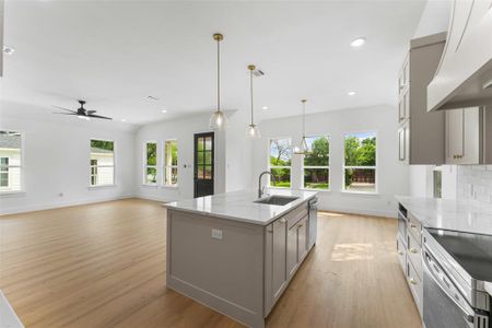 New construction Single-Family house 2915 Nw Loraine St, Fort Worth, TX 76106 null- photo 8 8