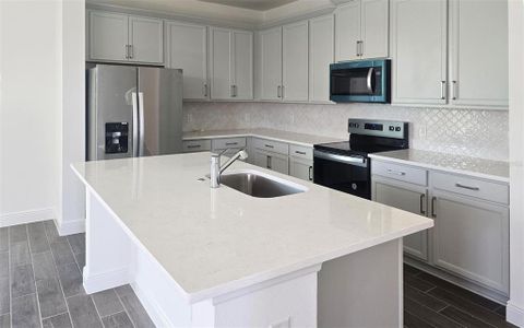 New construction Single-Family house 14587 Crestavista Ave, Clermont, FL 34714 plan Lopez - image 5