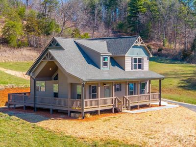 New construction Single-Family house 50 Fairview St, Franklin, NC 28734 - image