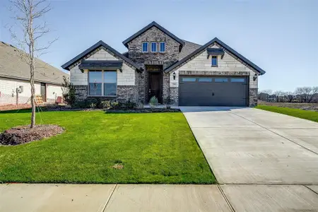 New construction Single-Family house 560 Holiday Ave, Waxahachie, TX 75165 Augusta- photo 0