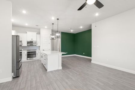 New construction Single-Family house 303 Kings Pine Dr, Dripping Springs, TX 78620 Highland- photo 14 14