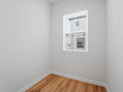 New construction Single-Family house 2708 Grand Fountains Dr, Unit C, Houston, TX 77054 - image 17