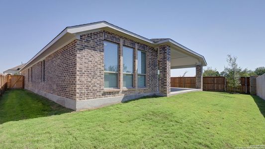 New construction Single-Family house 10139 Mitra Way, San Antonio, TX 78224 Design 2099V- photo 18 18