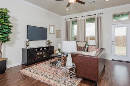 New construction Single-Family house 3700 Daisy Ln, Huntsville, TX 77340 plan The 2082 - image 10