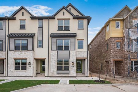 New construction Townhouse house 924 Concan Drive, Plano, TX 75075 Aberdeen II- photo 0