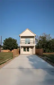 New construction Single-Family house 421 S Nugent St, La Porte, TX 77571 - image