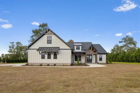 New construction Single-Family house 3729 Riverhill Dr, Fayetteville, NC 28306 - image