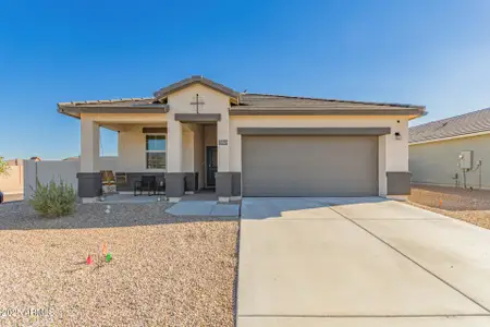 New construction Single-Family house 24569 W Raymond St, Buckeye, AZ 85326 - image
