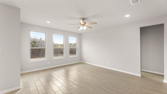 New construction Single-Family house 1612 Macadamia Ct, Aubrey, TX 76227 null- photo 18 18