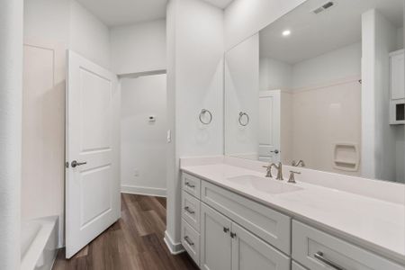 New construction Condo house 2112 Fm 3186, Unit E1, Onalaska, TX 77360 - image