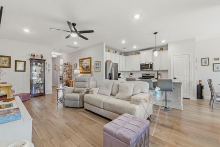 New construction Single-Family house 6168 White Spruce Dr, Conroe, TX 77304 - image 10