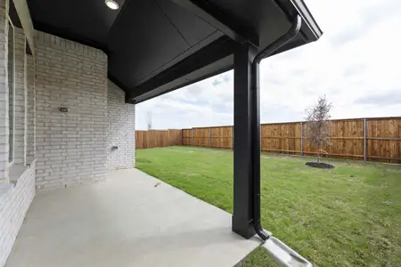New construction Single-Family house 1004 Rushing Ct, Aubrey, TX 76227 plan Addison II - image 3