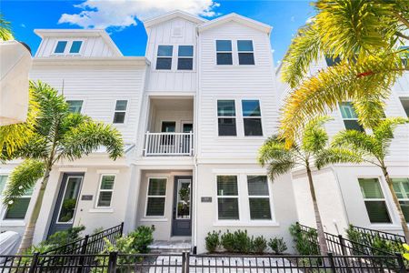 New construction Townhouse house 2408 Ezzell Ct, Sarasota, FL 34237 - image