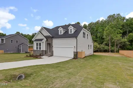 New construction Single-Family house 492 Beacon Hill Rd, Unit # 60, Lillington, NC 27546 plan The Guilford - image