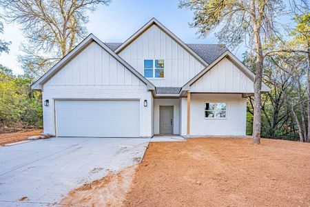 New construction Single-Family house 2212 Navasota Street, Granbury, TX 76048 - photo 0 0