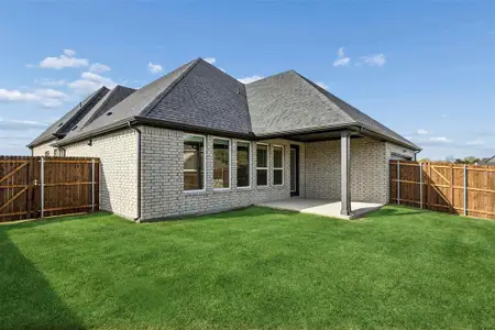 New construction Single-Family house 1929 Comanche Dr, DeSoto, TX 75115 - image 3