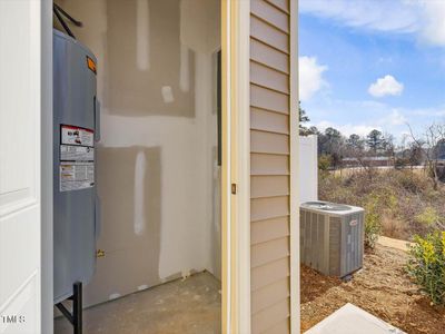 New construction Townhouse house 40 Lavender Ln, Clayton, NC 27520 Litchfield- photo 22 22