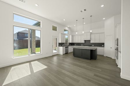 New construction Single-Family house 974 Reeves Dr, DeSoto, TX 75115 plan Manor (Courtyard) - image 11