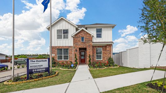 New construction Single-Family house 6628 Windfall Drive, Fort Worth, TX 76135 - photo 0