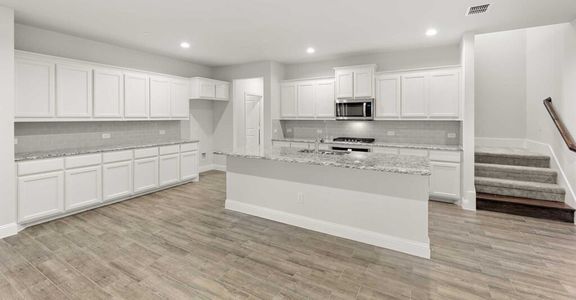 New construction Single-Family house 1010 Longbow Trl, Justin, TX 76247 plan Thornbury - image 8