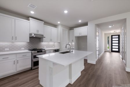 New construction Single-Family house 18402 Rhone Riv, San Antonio, TX 78256 plan Natalia - image 5