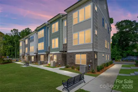 New construction Townhouse house 1425 Lithium Ln, Charlotte, NC 28211 - image