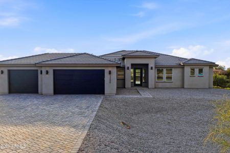 New construction Single-Family house 33400 N 56Th St, Cave Creek, AZ 85331 - image
